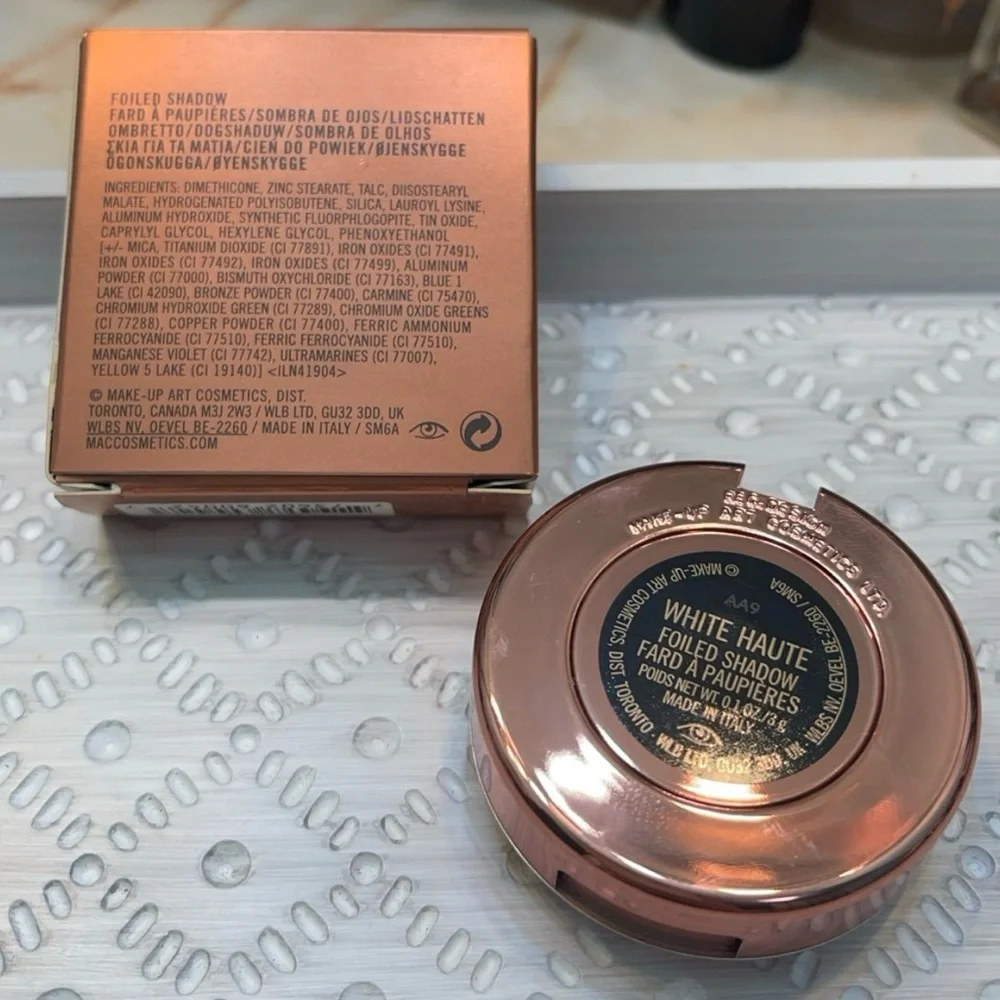 MAC ~’WHITE HAUTE’ Foiled Shadow ~ DISCONTINUED ~ Full Size 3 g ~ RARE & HTF NIB